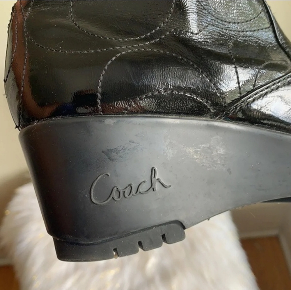 COACH Signature Ladies Boots - Picture 13 of 13